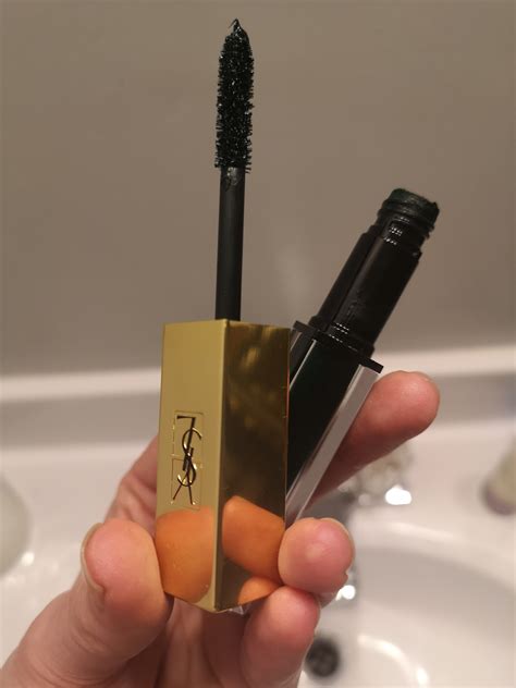 Yves Saint Laurent Vinyl Couture Mascara: Review 